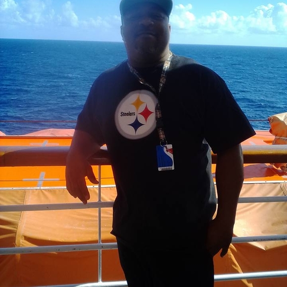 Meet your Posher, Richard - Picture 1 of 1